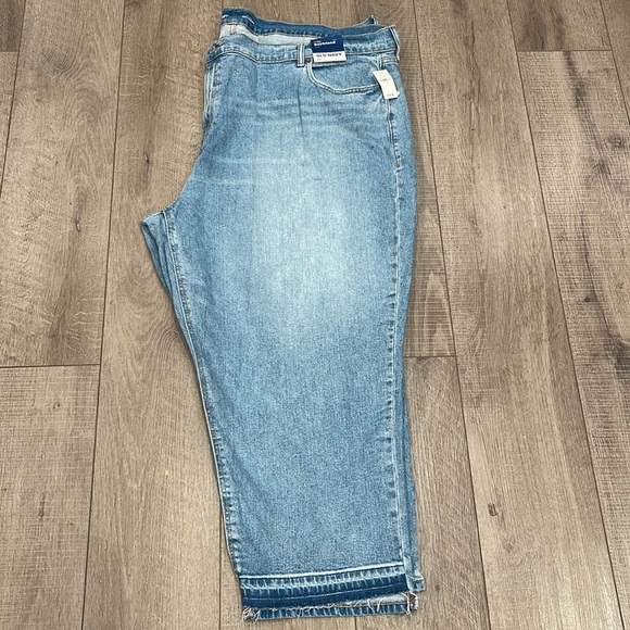 Old Navy New Women’s Mid Rise Boyfriend Ankle Cut Off  Blue Jeans Plus Size 28 - Picture 10 of 10